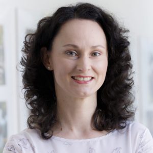 Dr Olga Kurek-Ochmańska
