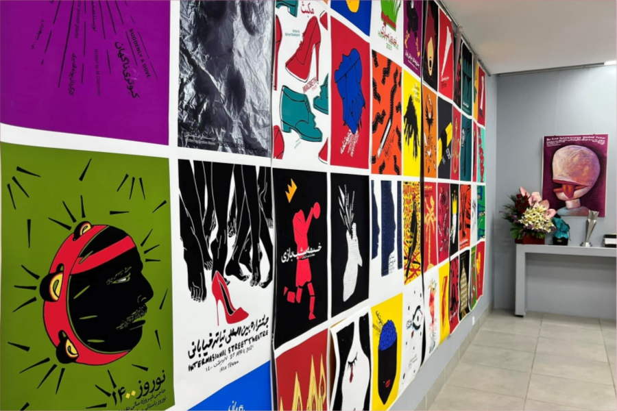 Prace studentów WSIiZ na wystawie w Fazili Art School w Iranie