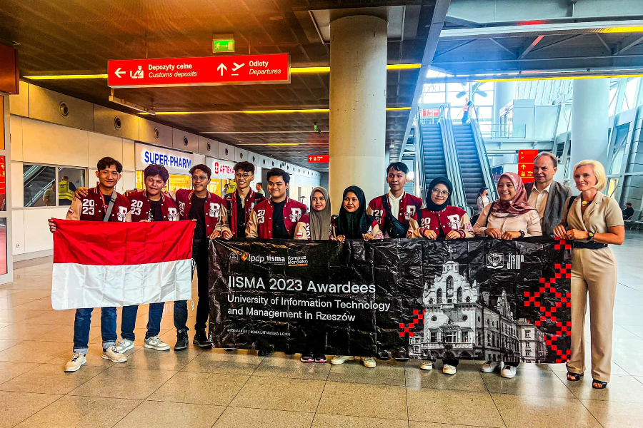 WSIiZ gości grupę studentów z Indonezji w ramach programu IISMA