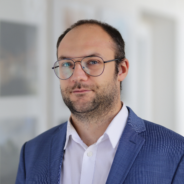Łukasz Cywiński uzyskał stopień doktora