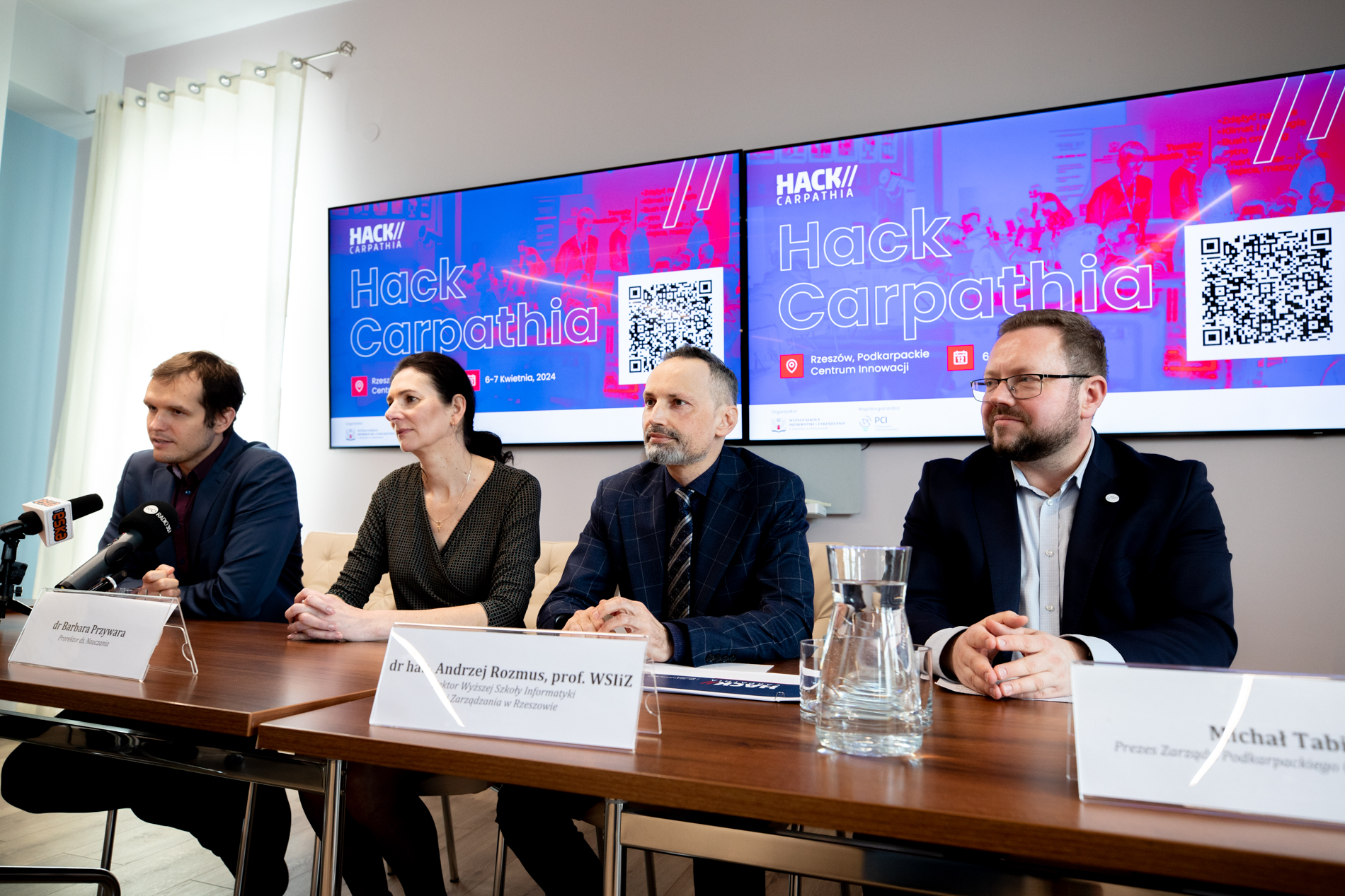 Uczestnicy konferencji HackCarpathia: Andrzej Rozmus, Michał Tabisz, Barbara Przywara, Maciej Ryś