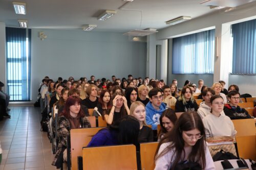 Wykład profesora Li Xu z Pekinu dla studentów WSIiZ