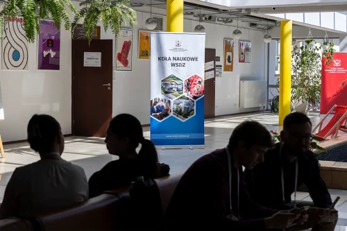 Studenci Finansów i audytu wewnętrznego na studiach I stopnia we WSIiZ w Rzeszowie