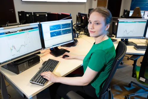 Studentka Analityki danych w biznesie we WSIiZ w Rzeszowie