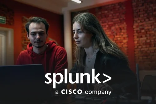 Studenci podczas zajęć ze Splunk