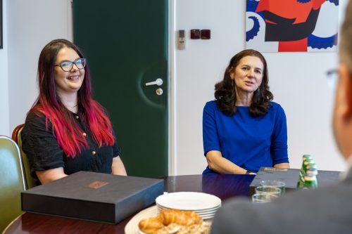 Podpisanie umowy z Modern Forms