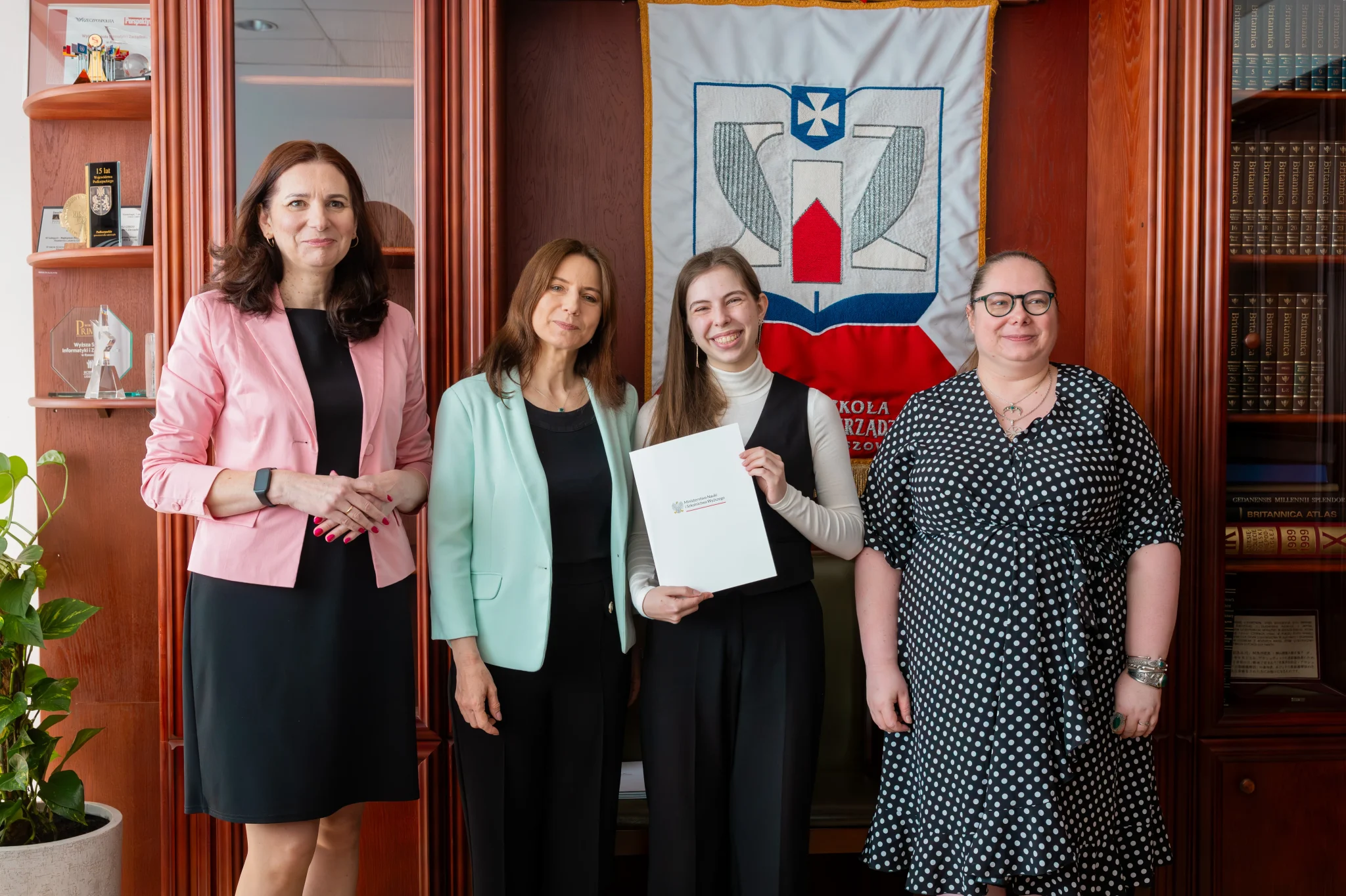 mentorka, rektorka i studentka wsiiz mentorka, rektorka i studentka wsiiz