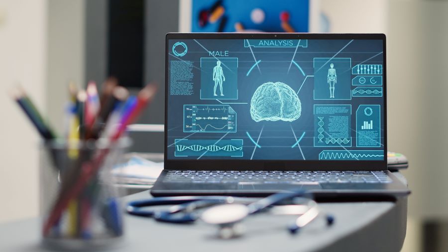 Medyczne dane analityczne na ekranie laptopa