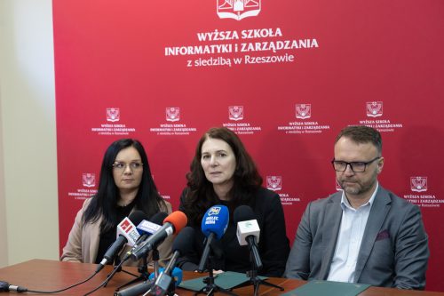 Podpisanie umowy między WSIiZ i Szpitalem Specjalistycznym w Mielcu