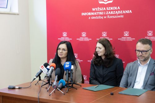 Podpisanie umowy między WSIiZ i Szpitalem Specjalistycznym w Mielcu