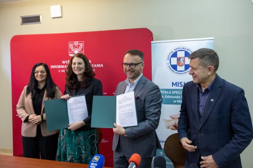 Podpisanie umowy między WSIiZ i Szpitalem Specjalistycznym w Mielcu