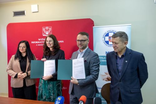 Podpisanie umowy między WSIiZ i Szpitalem Specjalistycznym w Mielcu
