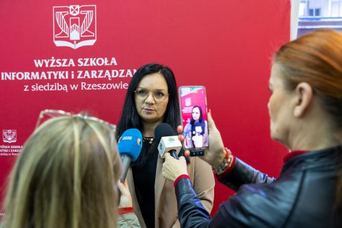 Podpisanie umowy między WSIiZ i Szpitalem Specjalistycznym w Mielcu