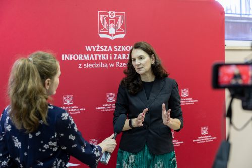 Podpisanie umowy między WSIiZ i Szpitalem Specjalistycznym w Mielcu